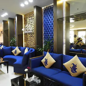 تحقق من التوفر